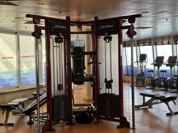 名勝世界壹號郵輪杜拜啟航！ 三種航程/房型/船上娛樂設施 