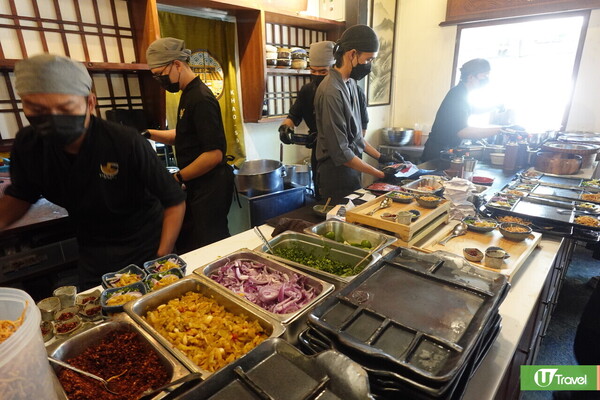 清邁自由行攻略：泰北咖哩雞麵店 KHAO-SŌ-i