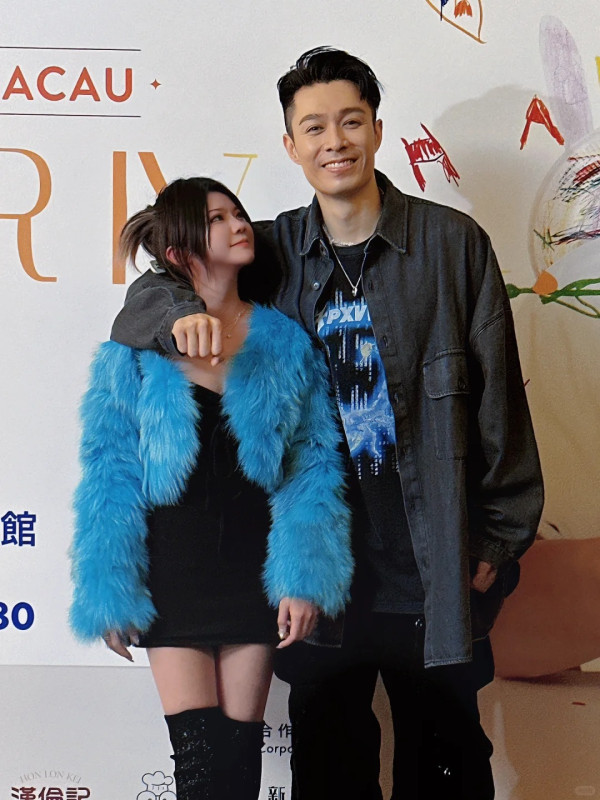 TVB一線小生袁偉豪被內地女貼身告白 霸氣回應輕鬆化解 網民大讚：好男人 