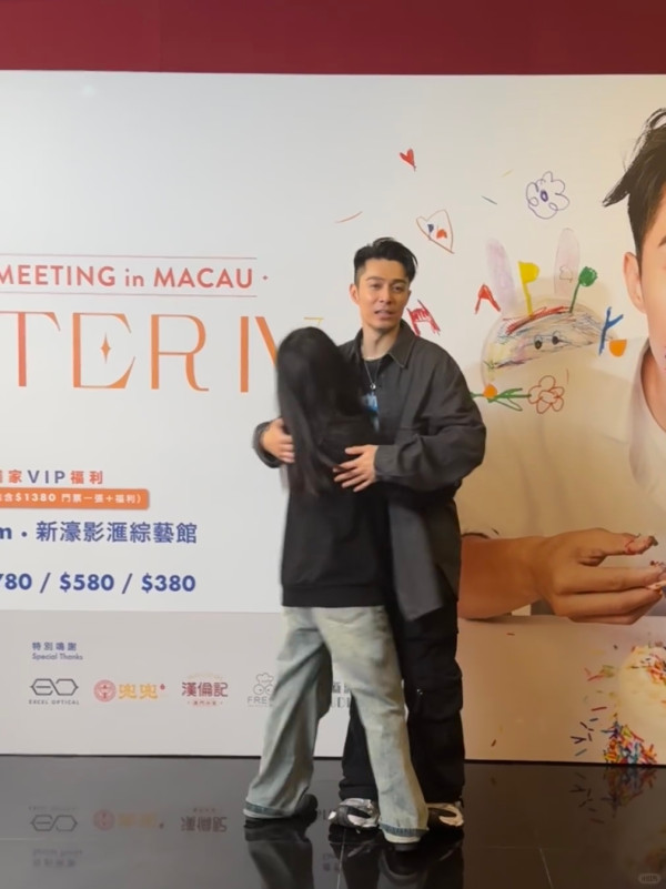 TVB一線小生袁偉豪被內地女貼身告白 霸氣回應輕鬆化解 網民大讚：好男人 