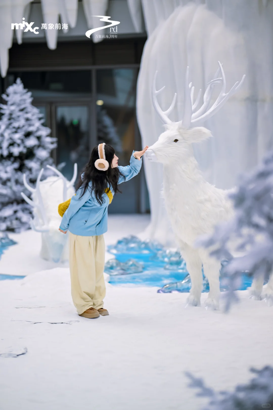 深圳萬象前海商場聖誕真雪打卡位!1300平方米雪地/浪漫飄雪/聖誕小屋