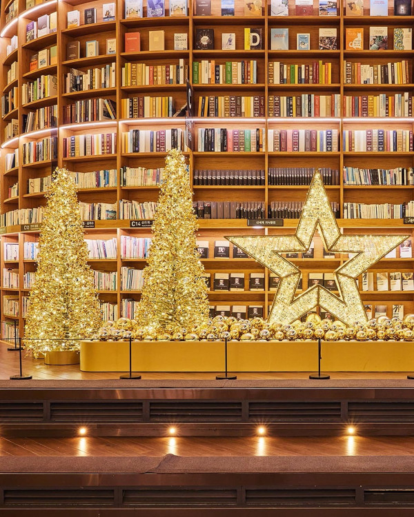 COEX 星空圖書館（圖片來源：IG@starfield.library）