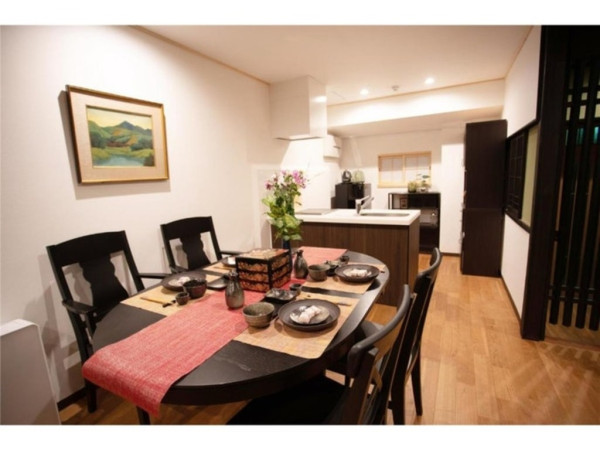 內地男跟蹤偷拍日本女小學生 惹日本人眾怒 曾闖入政府大樓做一事 