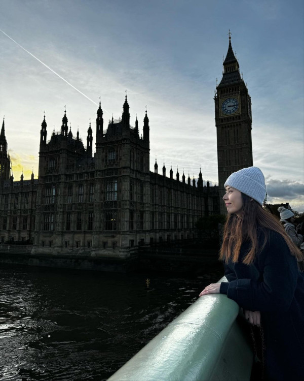 前TVB咪神張秀文婚後神隱 激罕po近況！坐頭等飛杜拜曬貴婦生活 