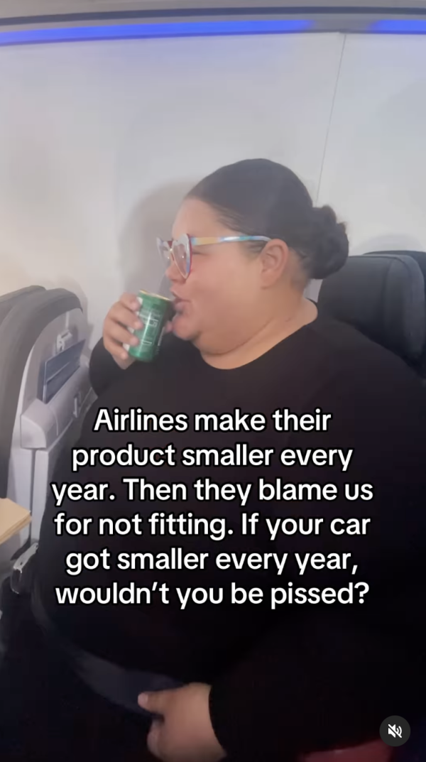 內地男搭高鐵坐200公斤男旁嫌太逼！ 望考慮「體型售賣」鐵路客服咁回應 