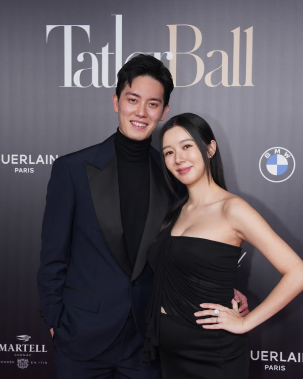 懷孕麥明詩爆一原因驚老公走佬!將到峇里島影三點式孕照!