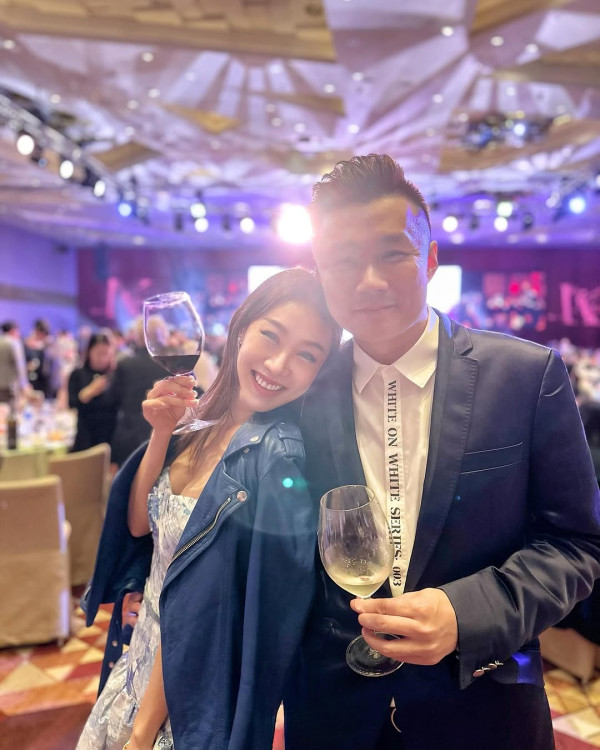 黃心穎遊東京大曬老公視角 鬆身衫上陣再惹懷孕疑雲？ 