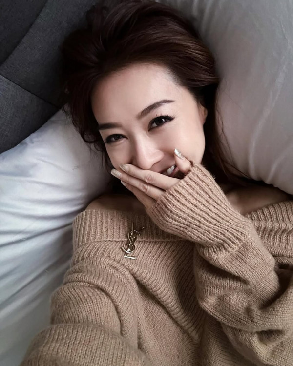 黃心穎遊東京大曬老公視角 鬆身衫上陣再惹懷孕疑雲？ 