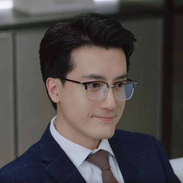 前TVB主播做爸爸宣布囡囡出世 離巢後發福不少 百足咁多爪仲做埋領隊?