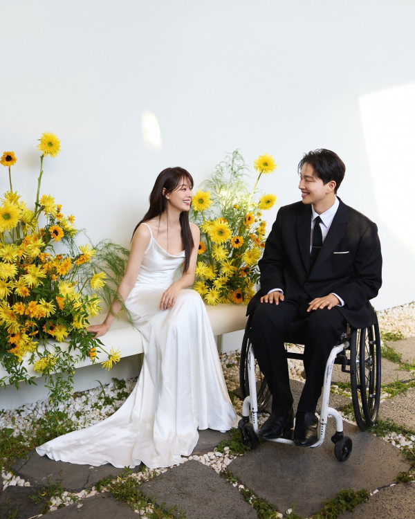 女粉絲遇「王嘉爾Jackson」網上情緣！3大高招兩個月騙500萬！謊稱要錢修理飛機 