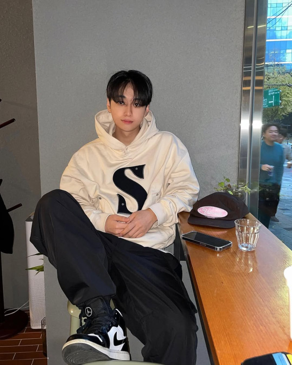 謝霆鋒澳門開騷連唱7曲 重要部位驚人尺寸意外曝光 女粉:不忍直視褲襠