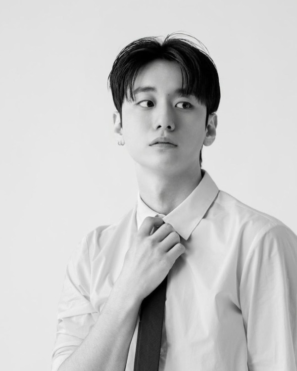 謝霆鋒澳門開騷連唱7曲 重要部位驚人尺寸意外曝光 女粉:不忍直視褲襠