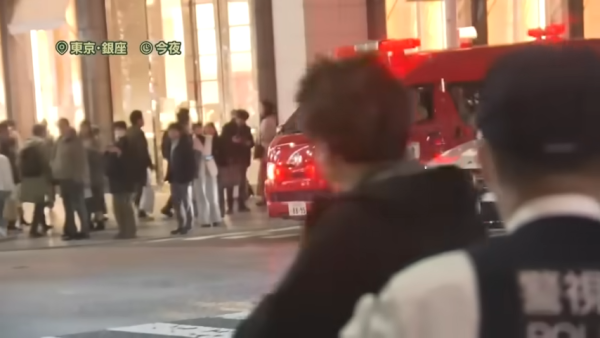 東京銀座CHANEL發生驚險火災!巨型聖誕蝴蝶結起火畫面曝光!