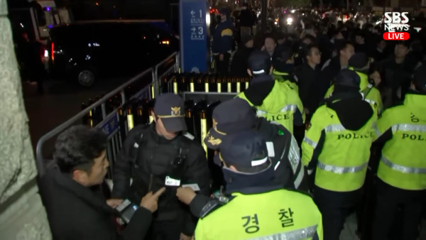 南韓戒嚴｜南韓國會通過要求解除戒嚴令 會議長室稱總統宣佈戒嚴無效 