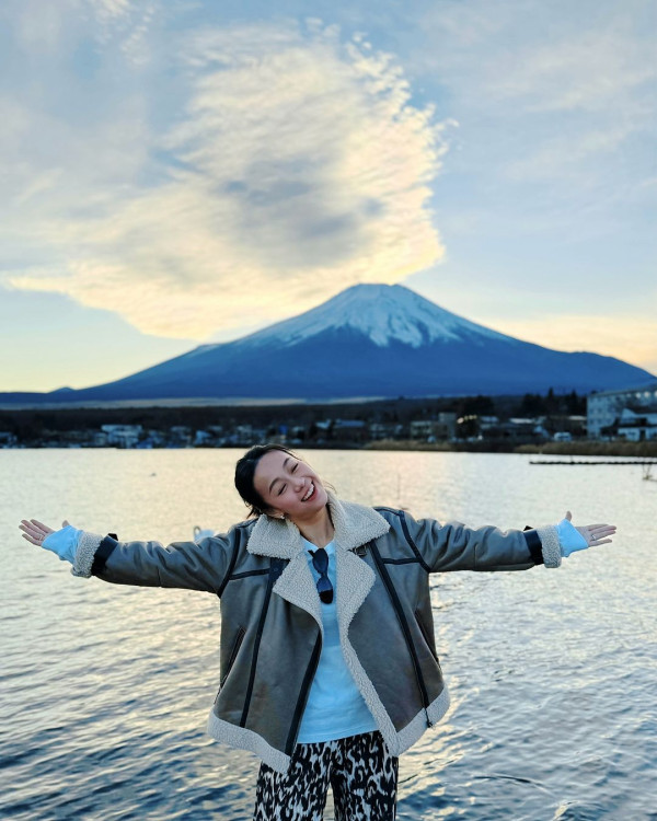 黃心穎遊東京大曬老公視角 鬆身衫上陣再惹懷孕疑雲？ 