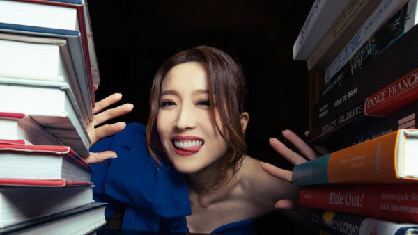 姚子羚單身6年疑脫單有拖拍