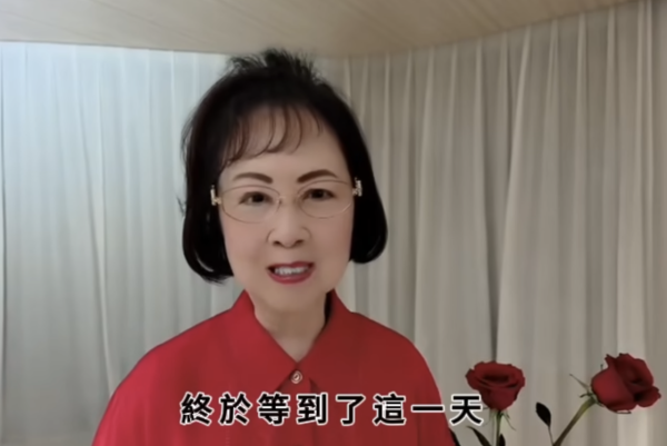 古巨基內地商演獻唱憶瓊瑤 崩潰痛哭：送給我最尊敬的妳 