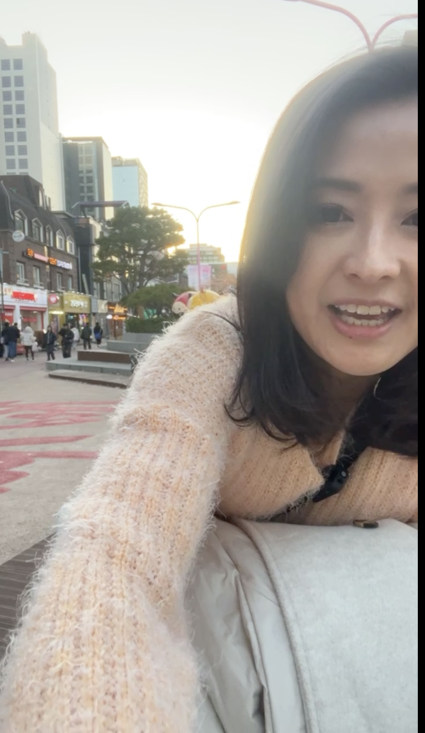 南韓戒嚴令｜陳倩揚改機票提早回港 社交網報平安 不斷更新當地情況 