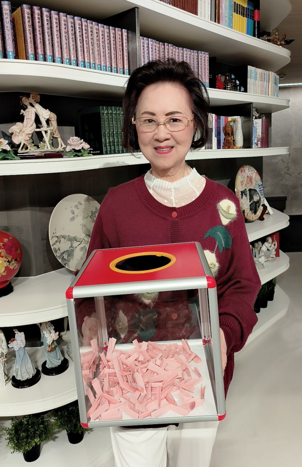 瓊瑤逝世｜著名作家瓊瑤傳家中輕生享年86歲 Facebook留最後作品《當雪花飄落》