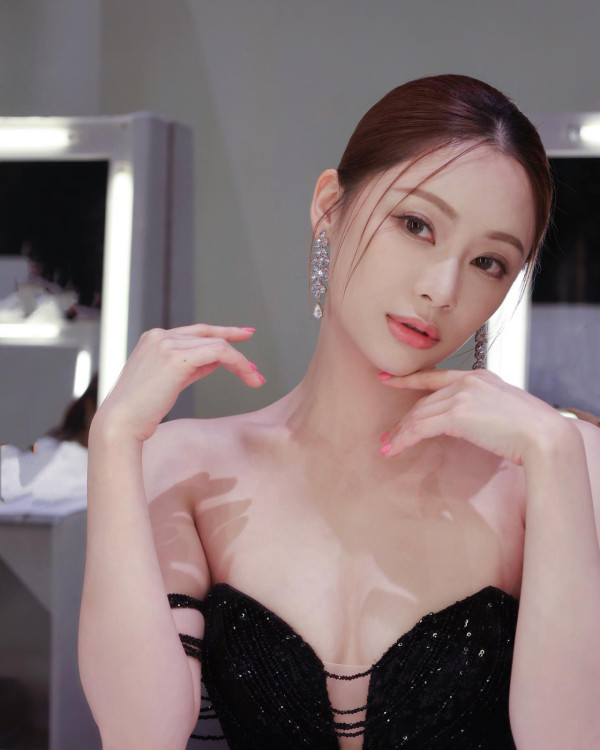 葉蒨文2023台慶戰衣好古惑