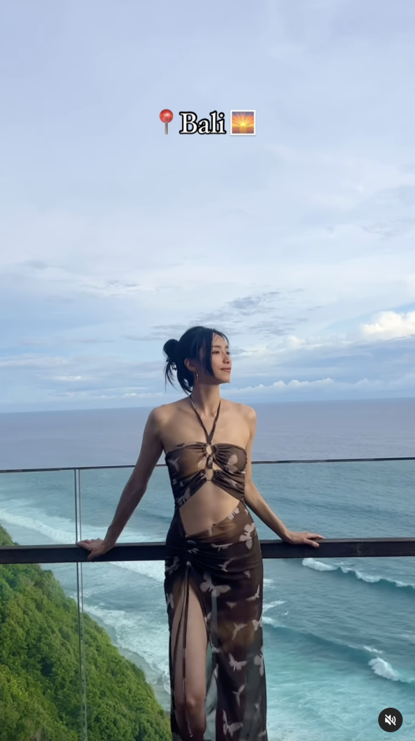 TVB富貴女星大馬曬噴血泳照疑失手凸腩？ 曾認升CUP上圍 揚言一世不「拆彈」 