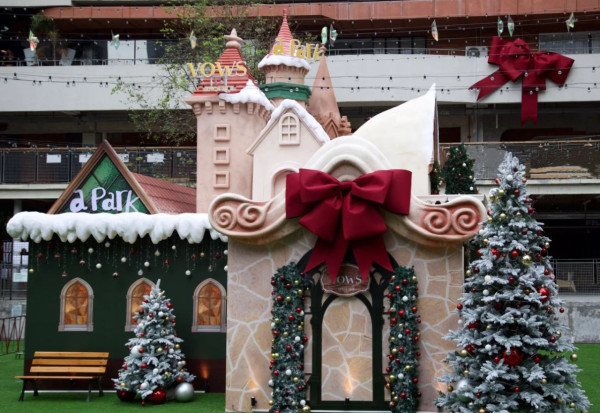 深圳5大聖誕打卡餐廳Cafe推介！旋轉木馬裝置/雪白貓頭鷹公仔/玩具熊牆（附地址） 