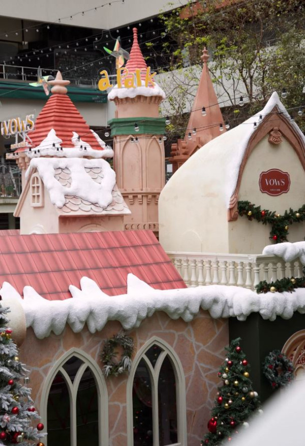 深圳5大聖誕打卡餐廳Cafe推介！旋轉木馬裝置/雪白貓頭鷹公仔/玩具熊牆（附地址） 