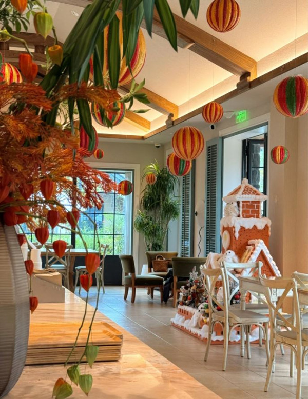 深圳5大聖誕打卡餐廳Cafe推介！旋轉木馬裝置/雪白貓頭鷹公仔/玩具熊牆（附地址） 