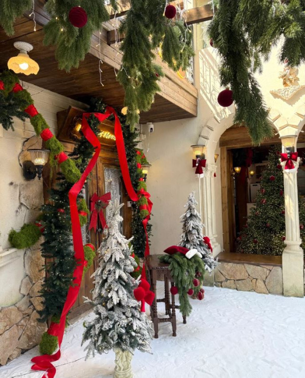 深圳5大聖誕打卡餐廳Cafe推介！旋轉木馬裝置/雪白貓頭鷹公仔/玩具熊牆（附地址） 