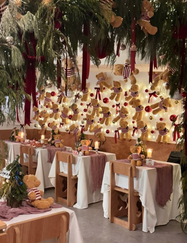 深圳5大聖誕打卡餐廳Cafe推介！旋轉木馬裝置/雪白貓頭鷹公仔/玩具熊牆（附地址） 