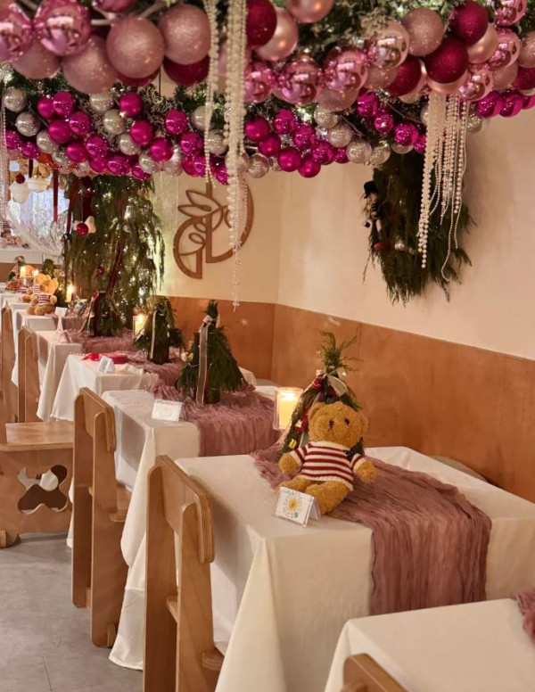 深圳5大聖誕打卡餐廳Cafe推介！旋轉木馬裝置/雪白貓頭鷹公仔/玩具熊牆（附地址） 