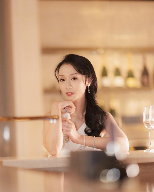 17年港姐五強近況逐個睇 幾乎全員退隱！兩人返外國發展 亞軍何依婷宣布做媽媽 