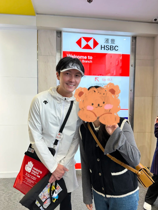 向佐繼續發展女裝經濟 帶貨賣出過千萬 網民：求老婆心理陰影面積 