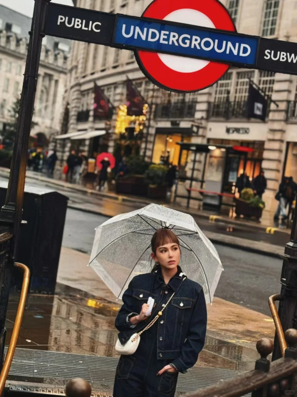 昆凌淡妝現身老公演唱會後台!45歲周杰倫突然回春變勁後生?