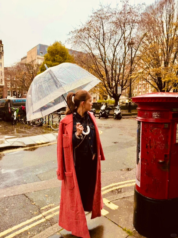 昆凌淡妝現身老公演唱會後台!45歲周杰倫突然回春變勁後生?