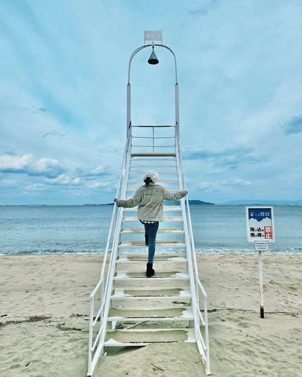 黃心穎二家姐黃心妙IG狂曬火辣相 弗爆身材超吸睛 瘋狂突破性感尺度！ 