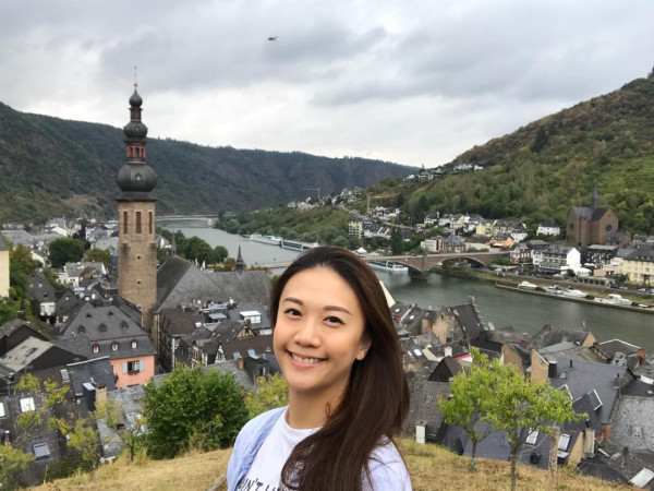 黃心穎二家姐黃心妙IG狂曬火辣相 弗爆身材超吸睛 瘋狂突破性感尺度！ 