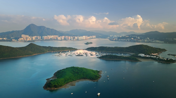 環境局宣傳片「美麗香港海灣」 黃傑龍大讚香港靚景：以為馬爾代夫