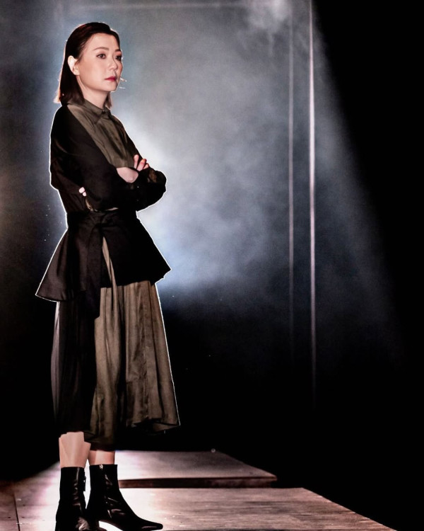 田蕊妮抗癌最新近況！杜汶澤甫老婆裸背出浴照 曝光手術疤痕 