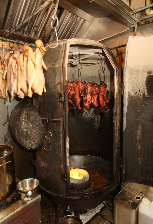 小紅書湧現新移民香港做「炒散」怪象！搵現金出糧 網民嘲：港人要失業 