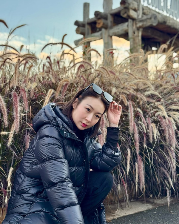 TVB富貴女星大馬曬噴血泳照疑失手凸腩？ 曾認升CUP上圍 揚言一世不「拆彈」 