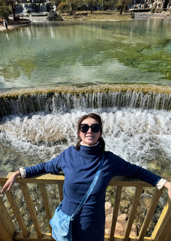 TVB富貴女星大馬曬噴血泳照疑失手凸腩？ 曾認升CUP上圍 揚言一世不「拆彈」 