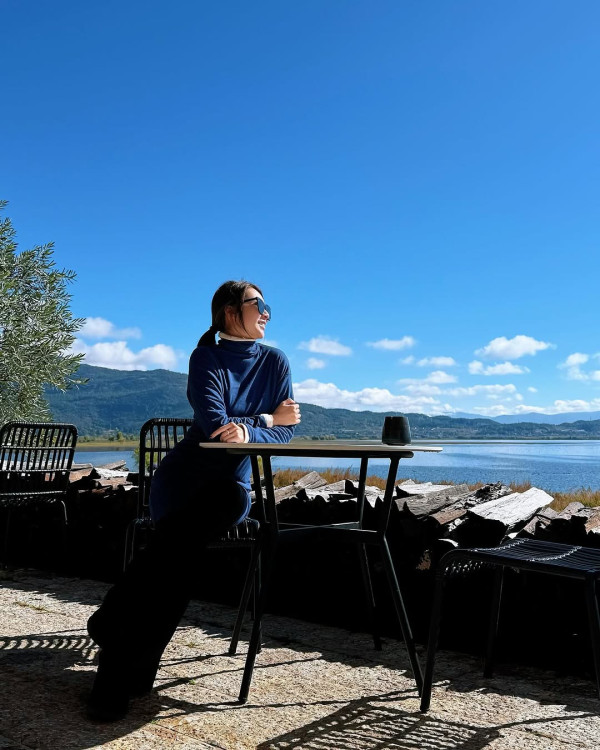 TVB富貴女星大馬曬噴血泳照疑失手凸腩？ 曾認升CUP上圍 揚言一世不「拆彈」 