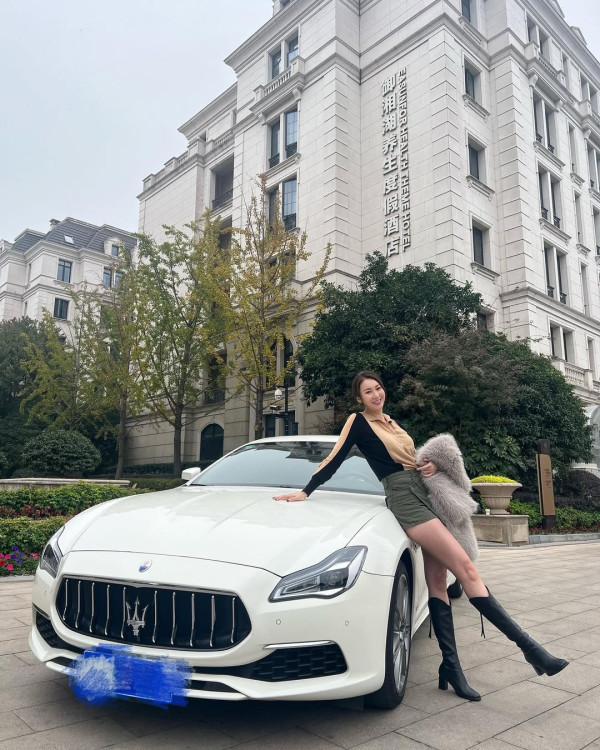 TVB富貴女星大馬曬噴血泳照疑失手凸腩？ 曾認升CUP上圍 揚言一世不「拆彈」 