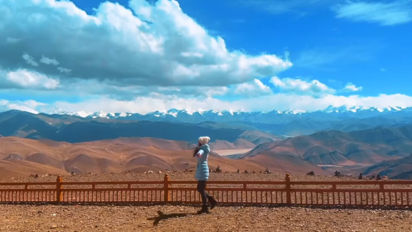 30歲拜金港姐撇甩老公獨遊西藏！着傳統服飾濃妝寫真罕有密實！ 