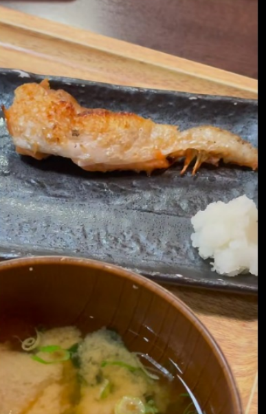 周星馳愛將餐廳爆離職潮 遭質疑待遇差 急搵員工澄清:全部有得住海景房