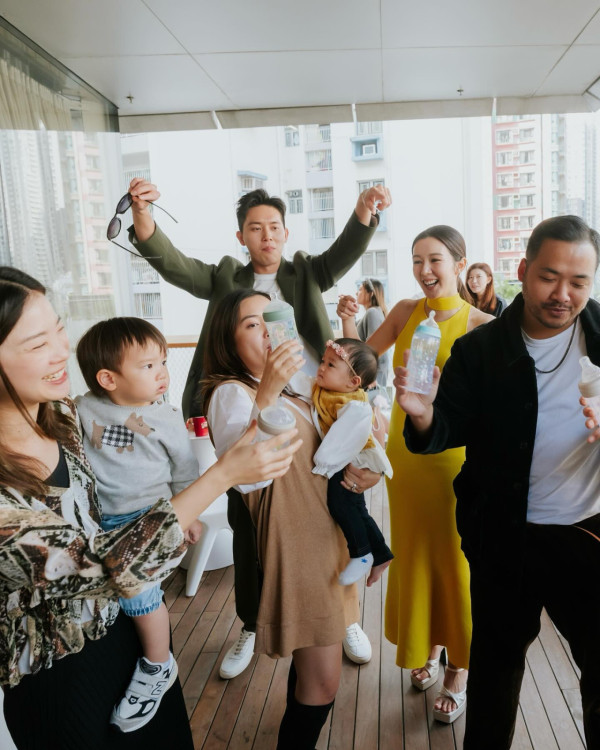 麥明詩慶祝生日挺巨肚同框合照何依婷 原來二人有同一位「經手」男藝人