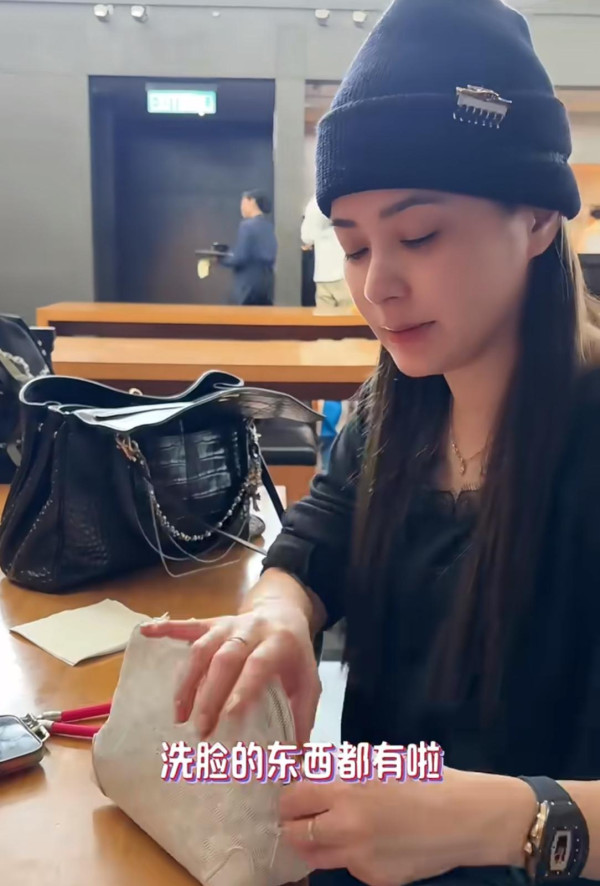 44歲鍾欣潼突公開北京婚紗相！甜喊：我宣布！一個月內激瘦身形成焦點 