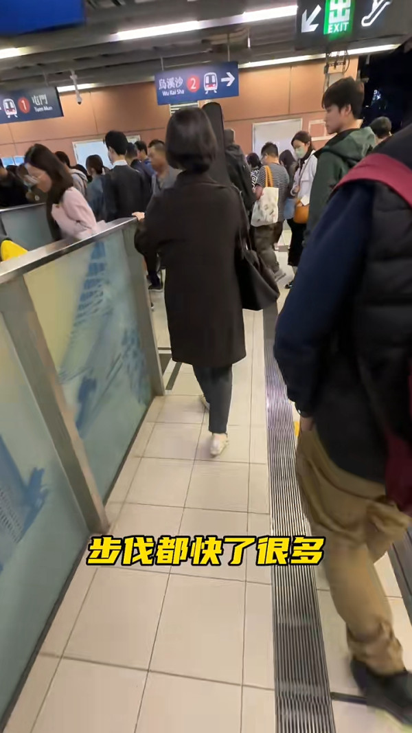 網紅隨機跟蹤偷拍香港盲人 意外揭5大暖心情節 結局一幕感動網民