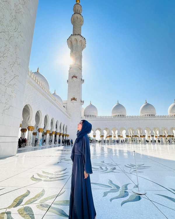 《3日2夜》女神閃婚兩個月宣布懷孕 甜曬與富二代老公合照：現在又有新的身分 